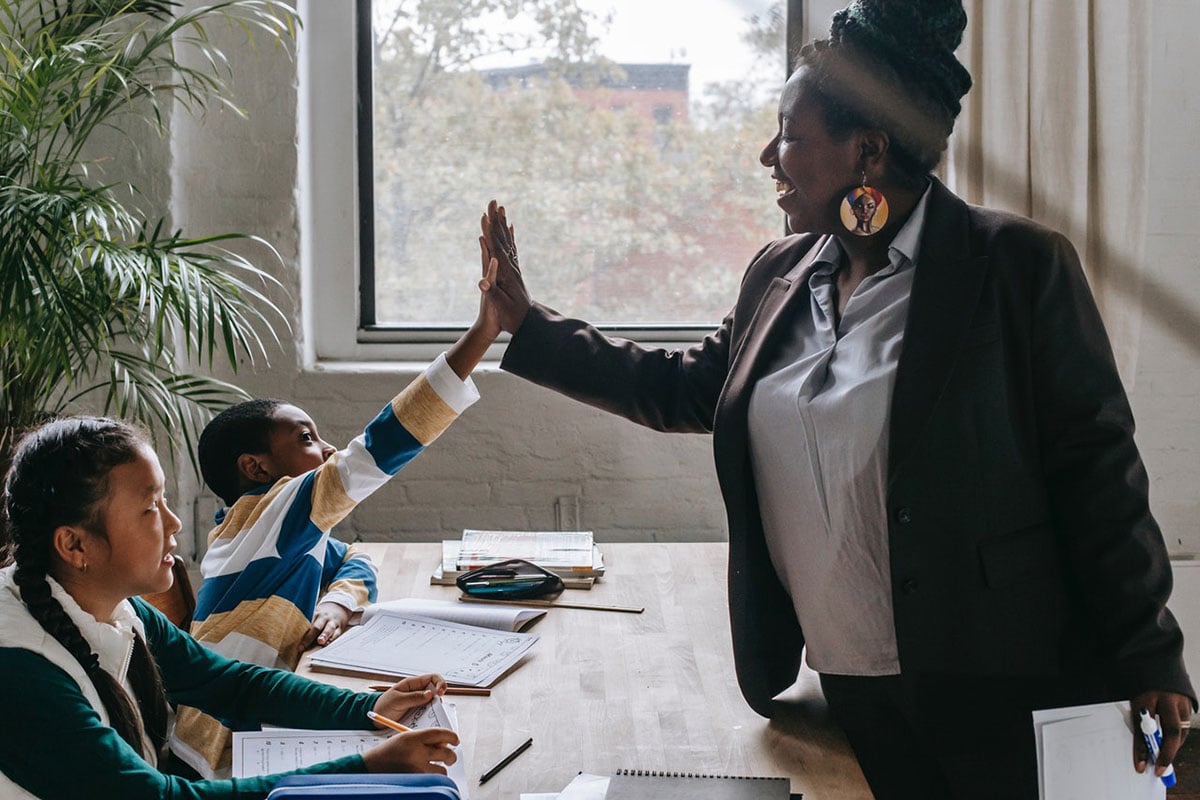 6 Efficient Methods To Enhance Faculty Communication