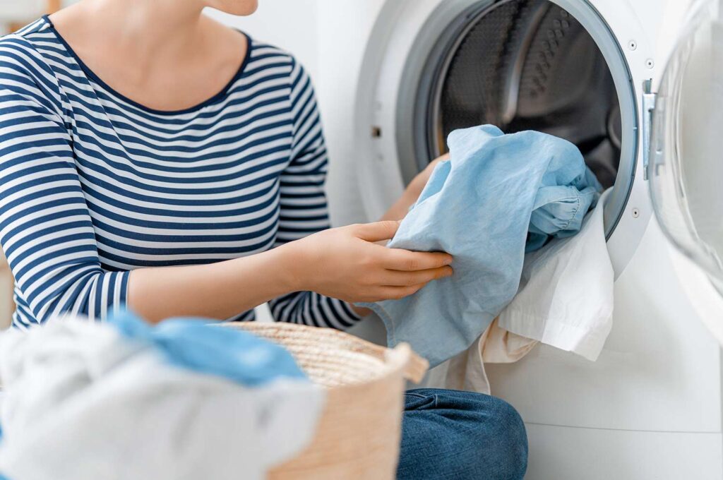 Detergent Pods vs. Liquid Detergent: 10 Execs And Cons For Your Laundry Routine | Trend Freax