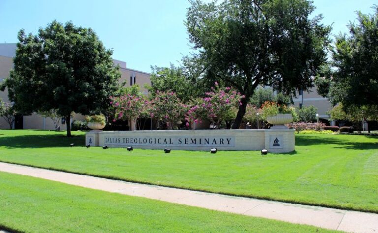 Tips about Selecting the Proper College at Seminario Teológico de Dallas