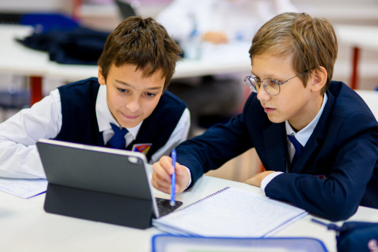Why Dad and mom Select British Curriculum Faculties in Dubai for Their Kids – Ifw Edu